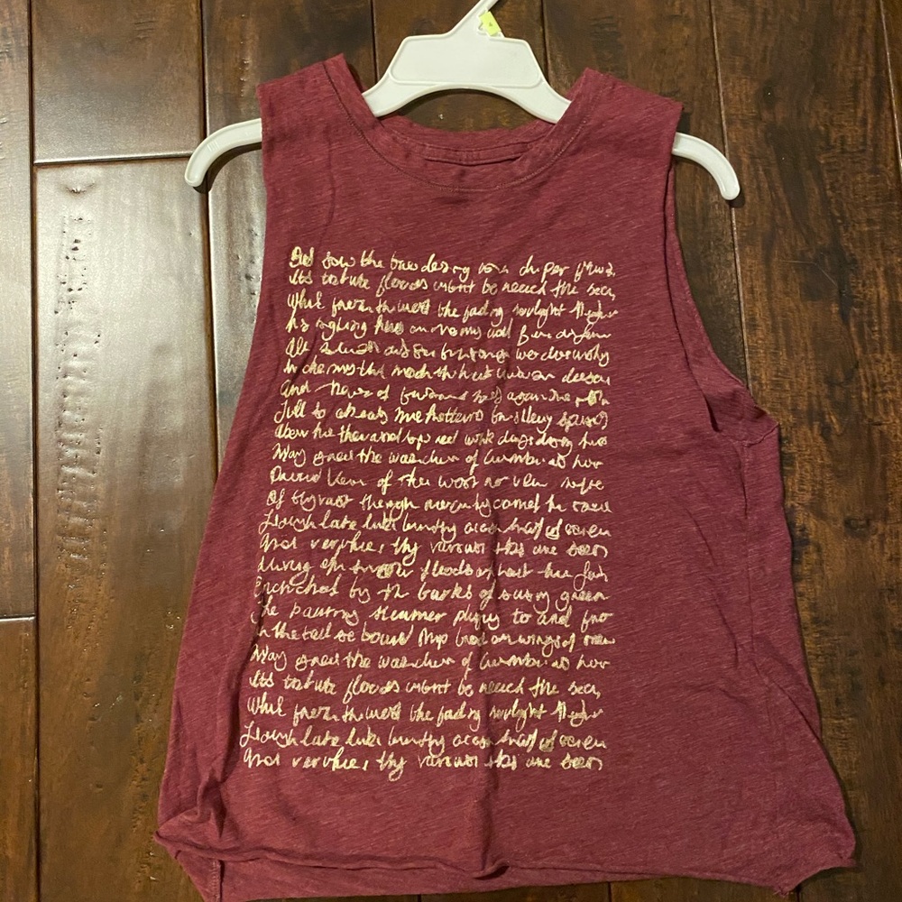 Maroon and gold tank